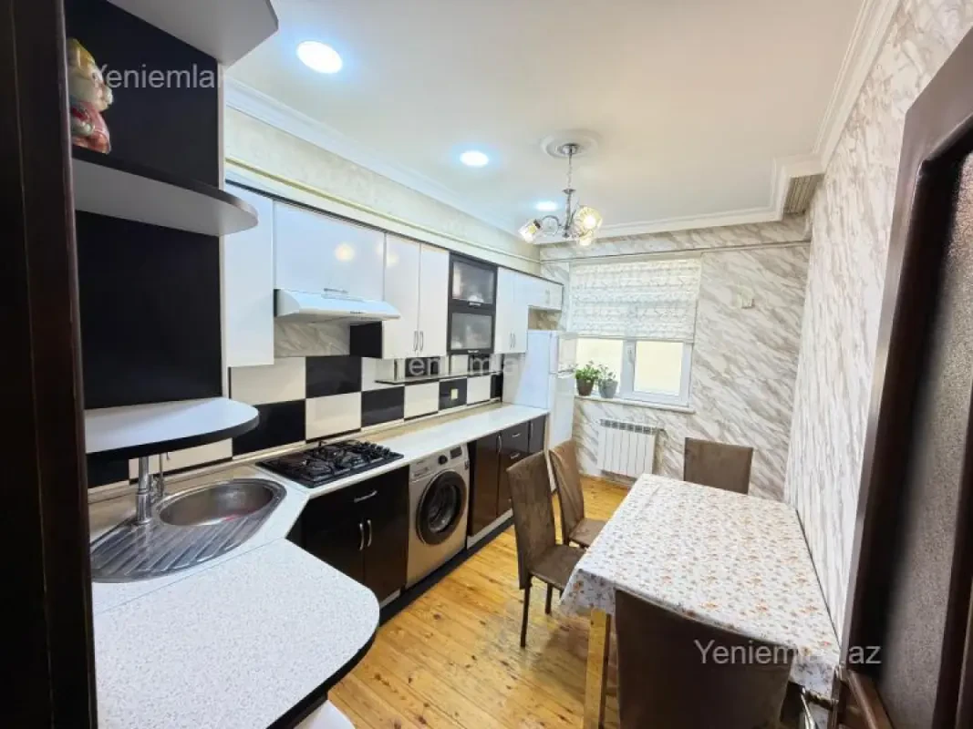 Satılır 2 otaqlı yeni tikili 65 m²