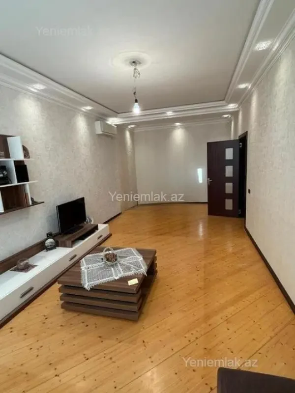 Satılır 3 otaqlı yeni tikili 120 m²