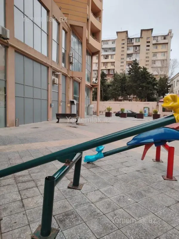 Satılır 2 otaqlı yeni tikili 82 m²