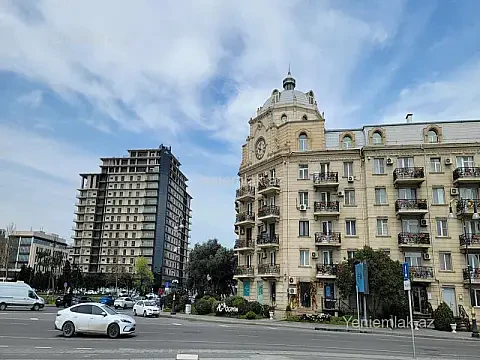 Satılır 3 otaqlı köhnə tikili 75 m² — Bakı, Xətai 3 otaq 75.00 m²