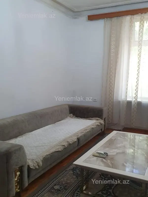 Satılır 2 otaqlı köhnə tikili 32 m²