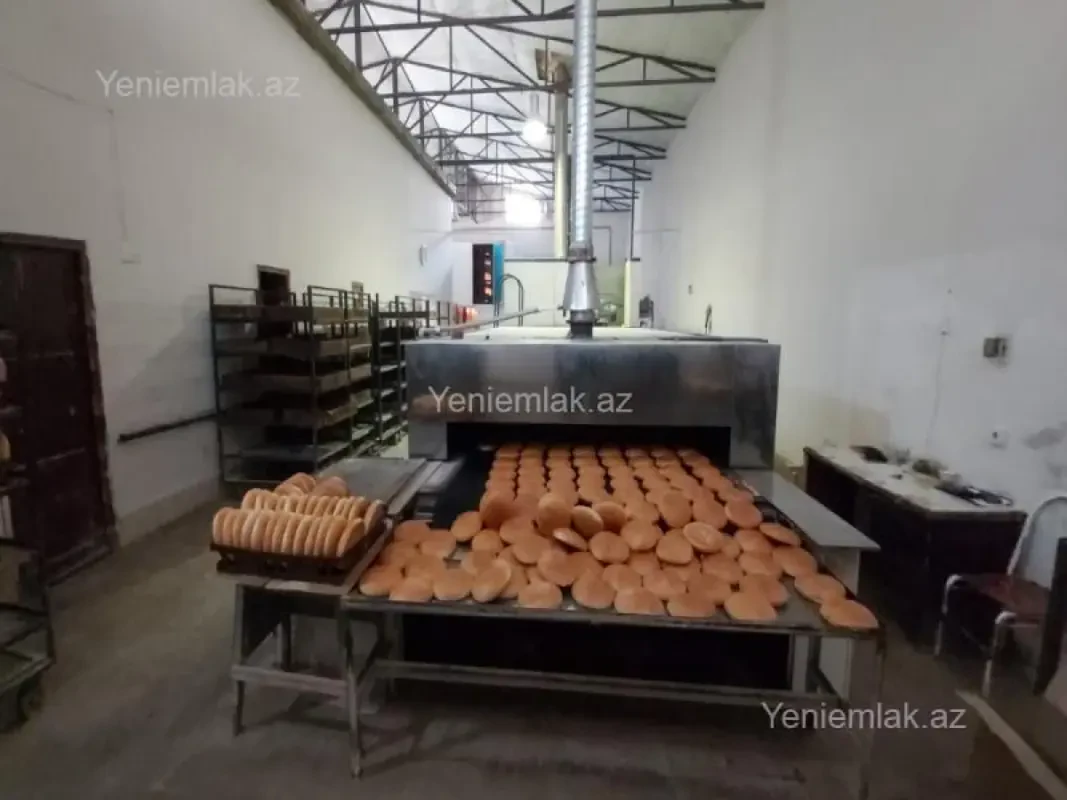 Satılır 3 otaqlı obyekt 300 m²