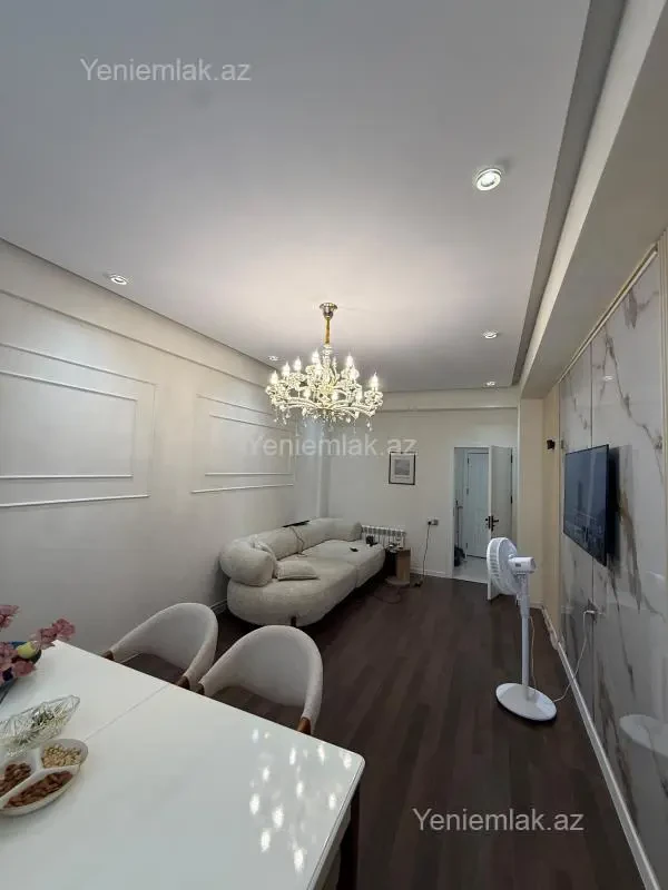 Satılır 3 otaqlı yeni tikili 99 m²