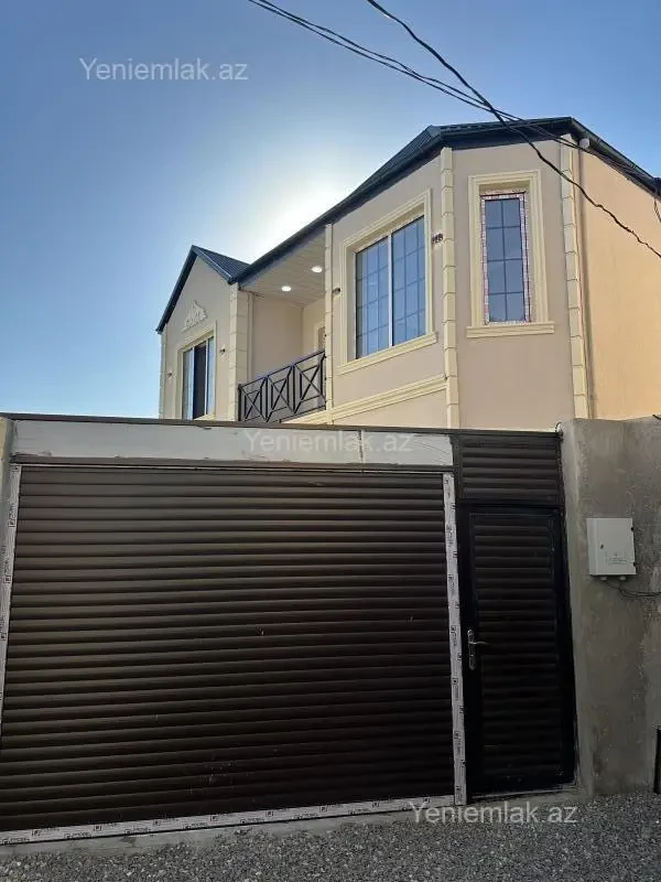 Satılır 4 otaqlı həyət evi 160 m²