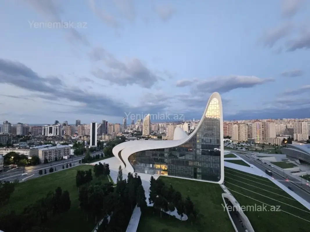 Satılır 4 otaqlı yeni tikili 164 m²