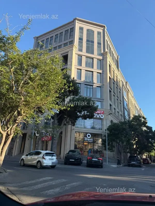 Satılır 2 otaqlı yeni tikili 72 m²