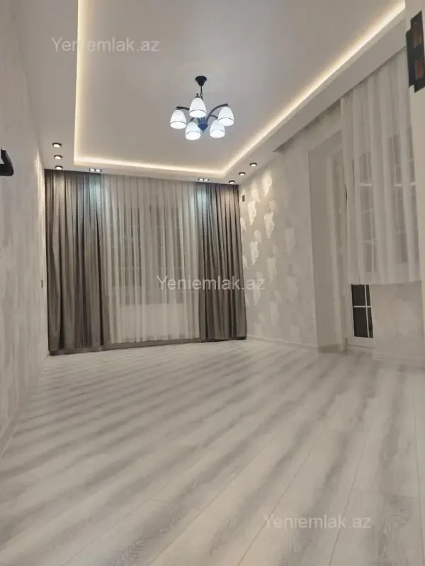 Satılır 3 otaqlı köhnə tikili 70 m²