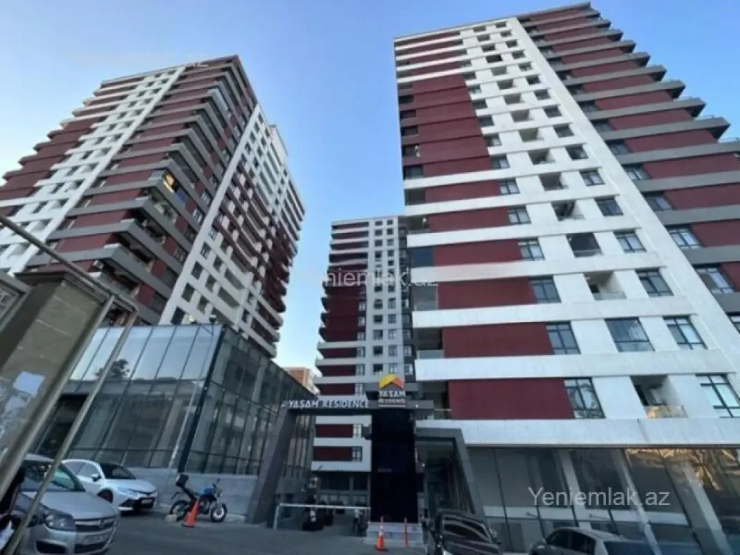 Satılır 3 otaqlı yeni tikili 82 m²