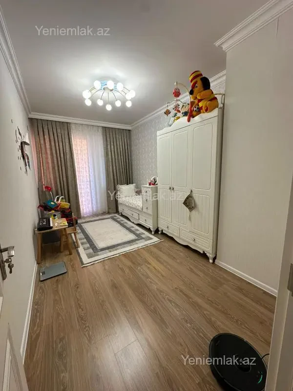 Satılır 3 otaqlı yeni tikili 110 m²