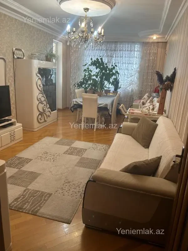 Satılır 2 otaqlı yeni tikili 85 m²