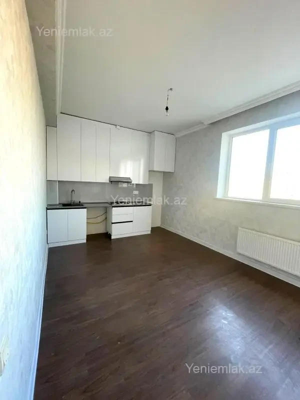 Satılır 3 otaqlı yeni tikili 70 m²