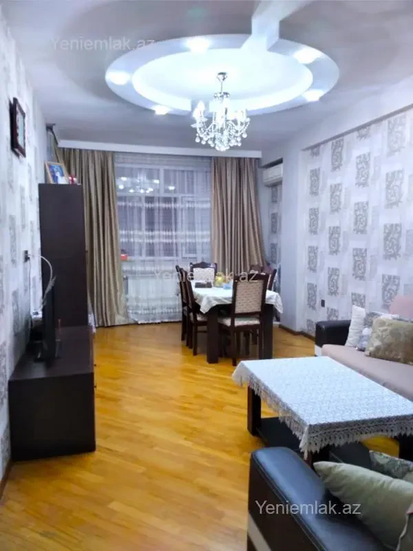 Satılır 2 otaqlı yeni tikili 80 m²