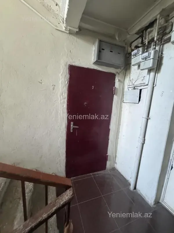 Satılır 1 otaqlı köhnə tikili 31 m²