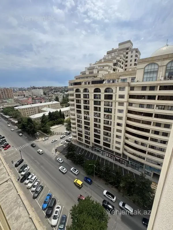 Satılır 3 otaqlı yeni tikili 102 m²