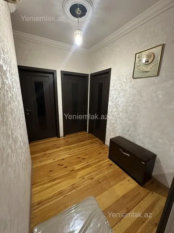 Satılır 3 otaqlı köhnə tikili 85 m²