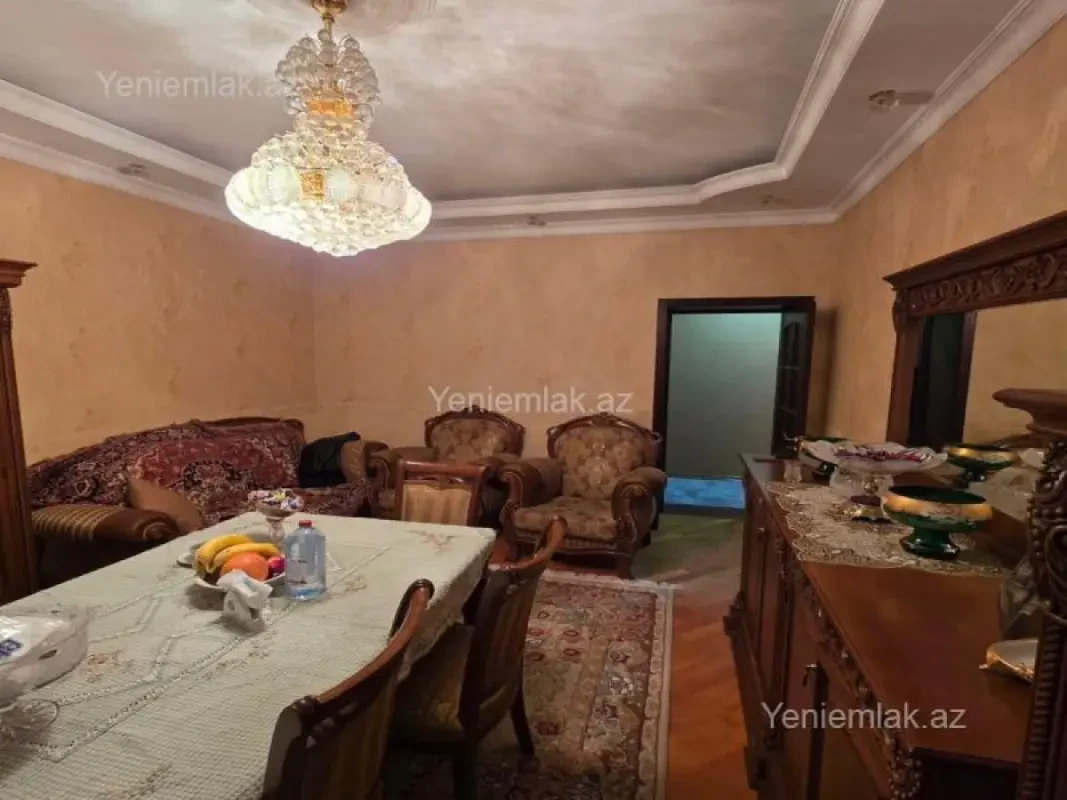 Satılır 2 otaqlı köhnə tikili 50 m²