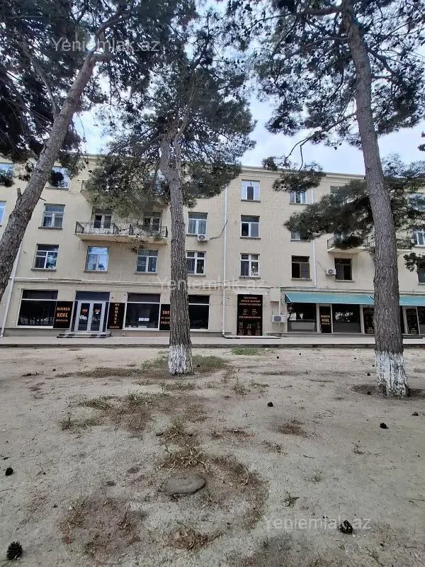 Satılır 3 otaqlı köhnə tikili 75 m²