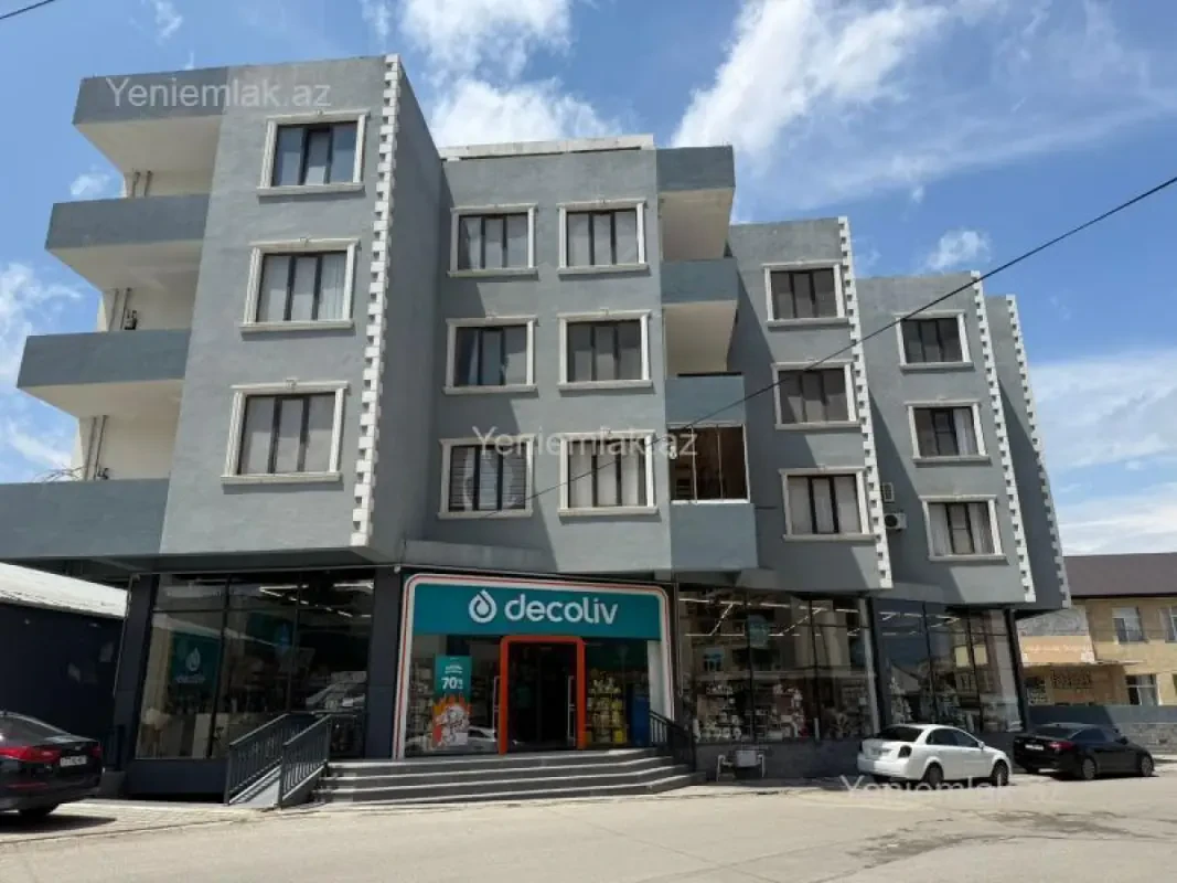 Satılır 2 otaqlı yeni tikili 74 m²