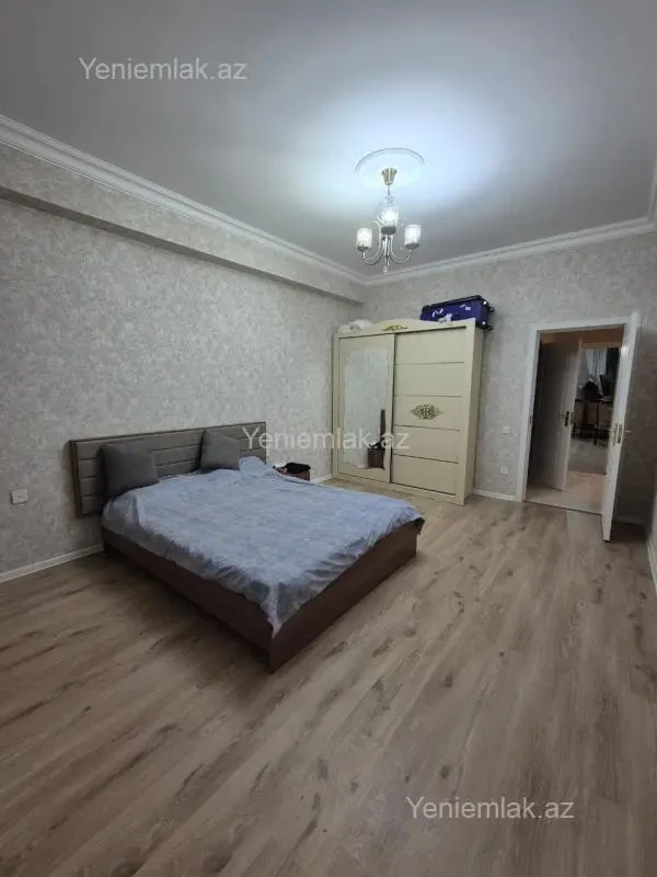 Satılır 2 otaqlı yeni tikili 80 m²