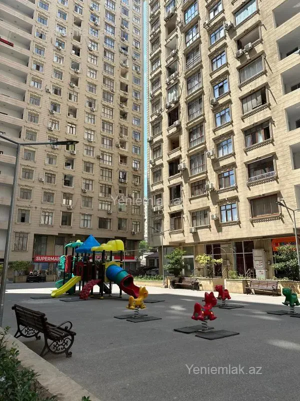 Satılır 2 otaqlı yeni tikili 61 m²
