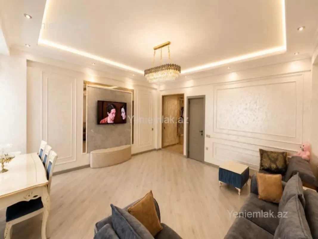 Satılır 3 otaqlı yeni tikili 132 m²
