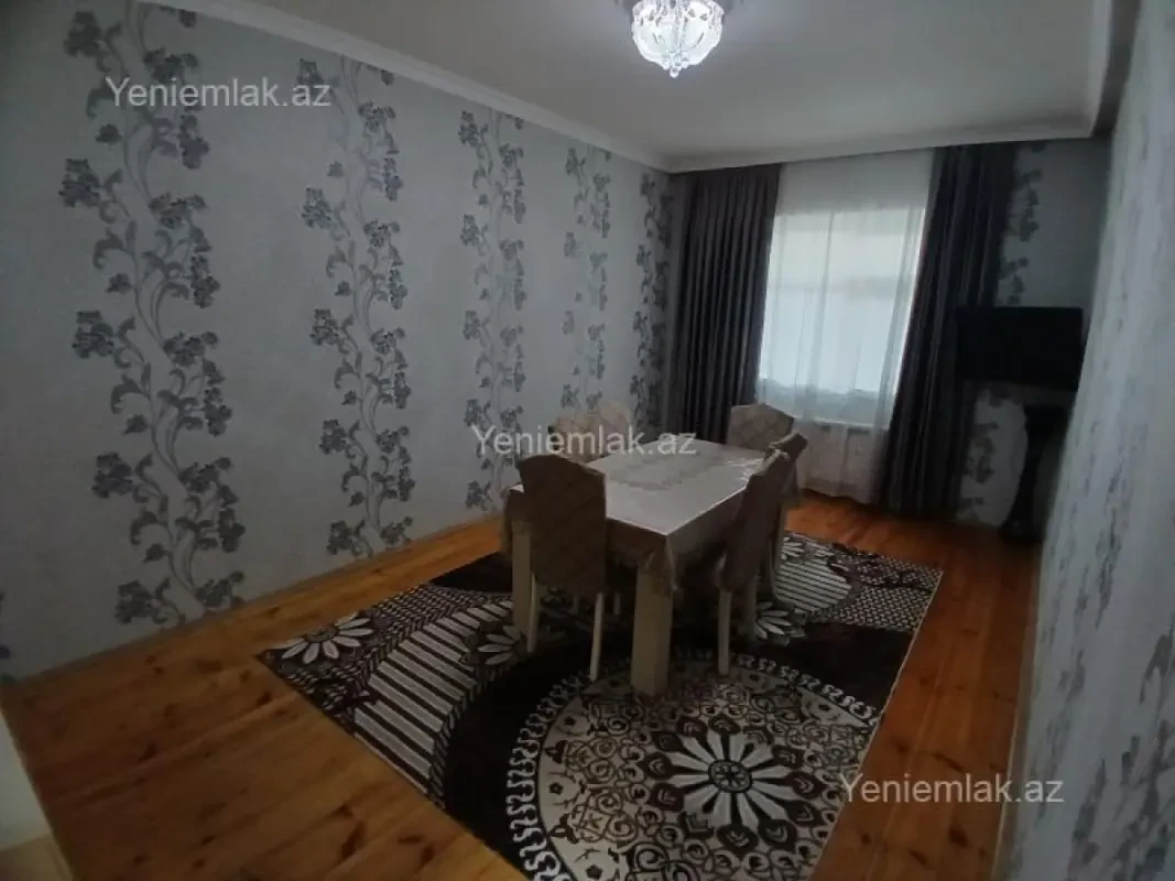 Satılır 3 otaqlı həyət evi 105 m²