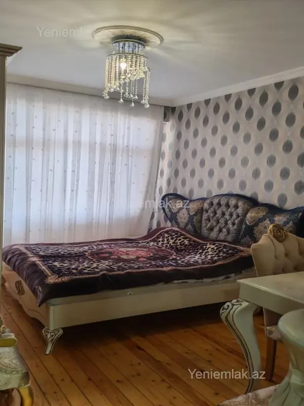Satılır 2 otaqlı yeni tikili 60 m²