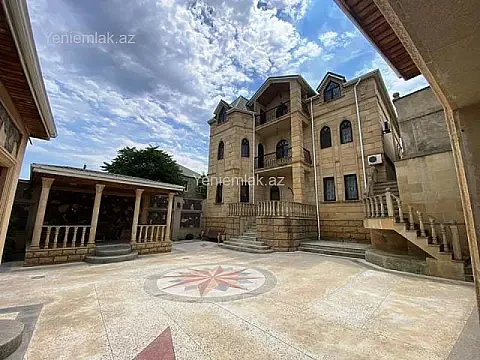 Satılır 6 otaqlı həyət evi 300 m² — Bakı, Nizami 6 otaq 300.00 m²