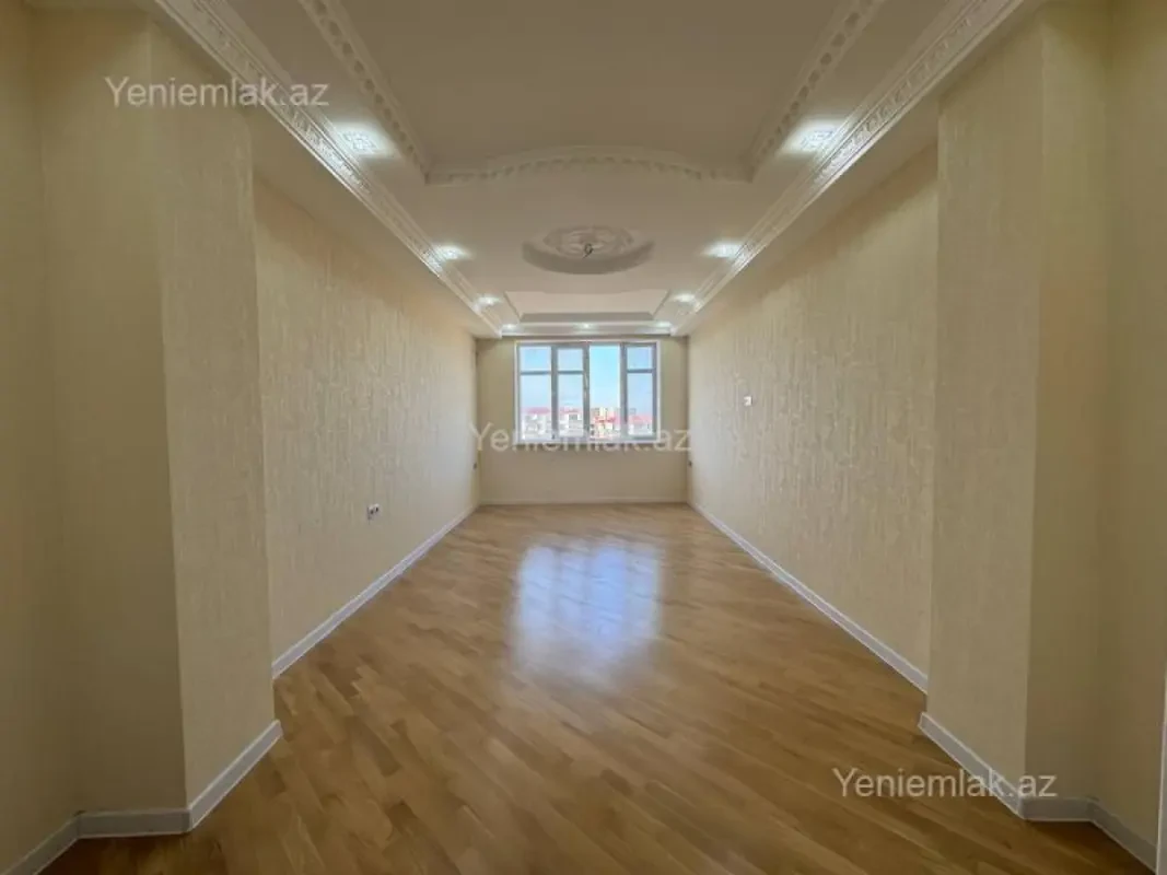 Satılır 3 otaqlı yeni tikili 90 m²