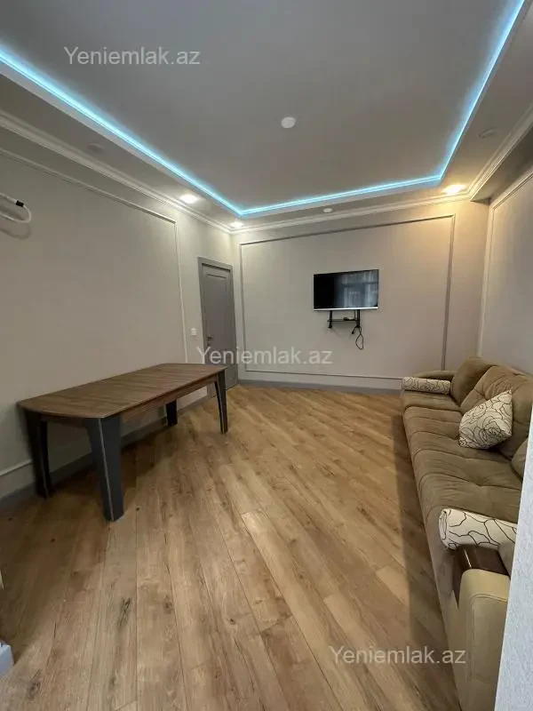 Satılır 2 otaqlı yeni tikili 64 m²