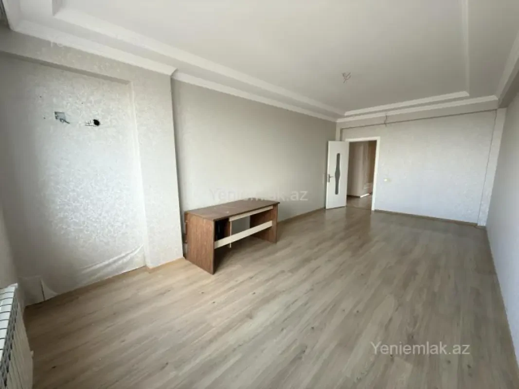 Satılır 3 otaqlı yeni tikili 120 m²