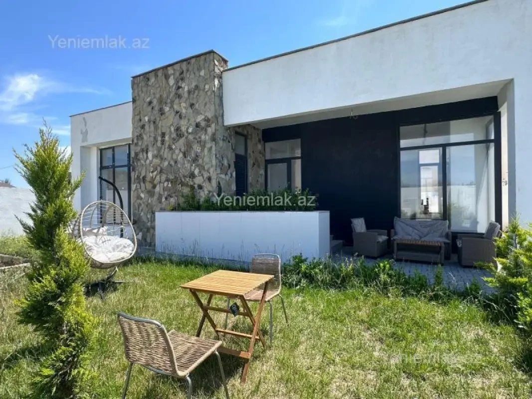 Satılır 4 otaqlı həyət evi 120 m²