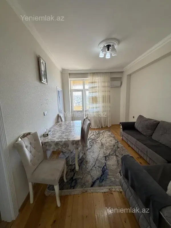 Satılır 3 otaqlı yeni tikili 60 m²