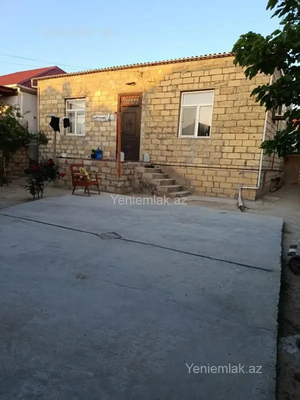 Satılır 3 otaqlı həyət evi 90 m²