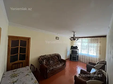 Satılır 5 otaqlı köhnə tikili 120 m² — Xırdalan 5 otaq 120.00 m²