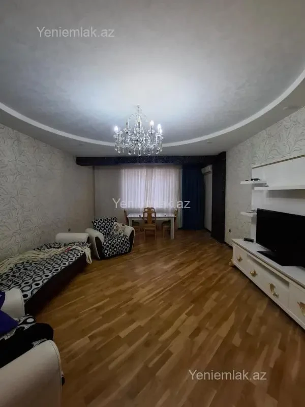 Satılır 3 otaqlı yeni tikili 122 m²