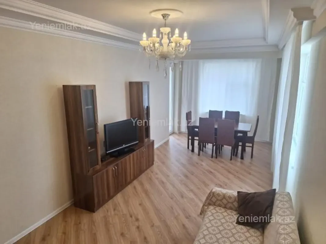 Satılır 3 otaqlı yeni tikili 102 m²