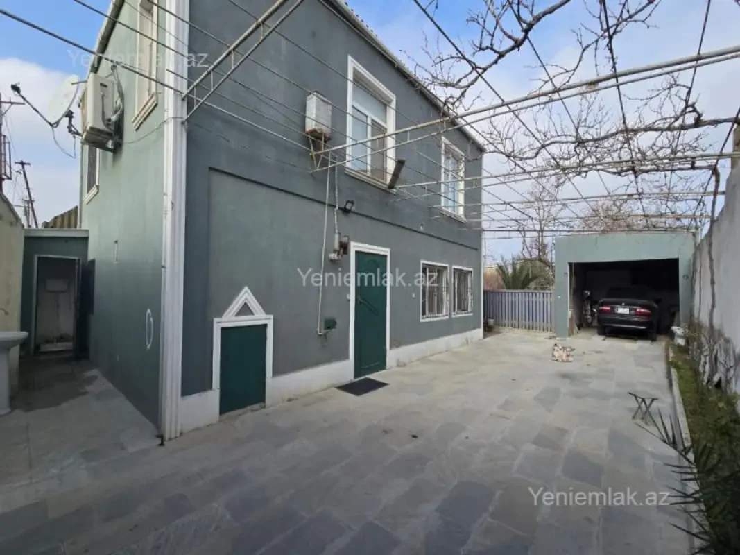 Satılır 4 otaqlı həyət evi 120 m²
