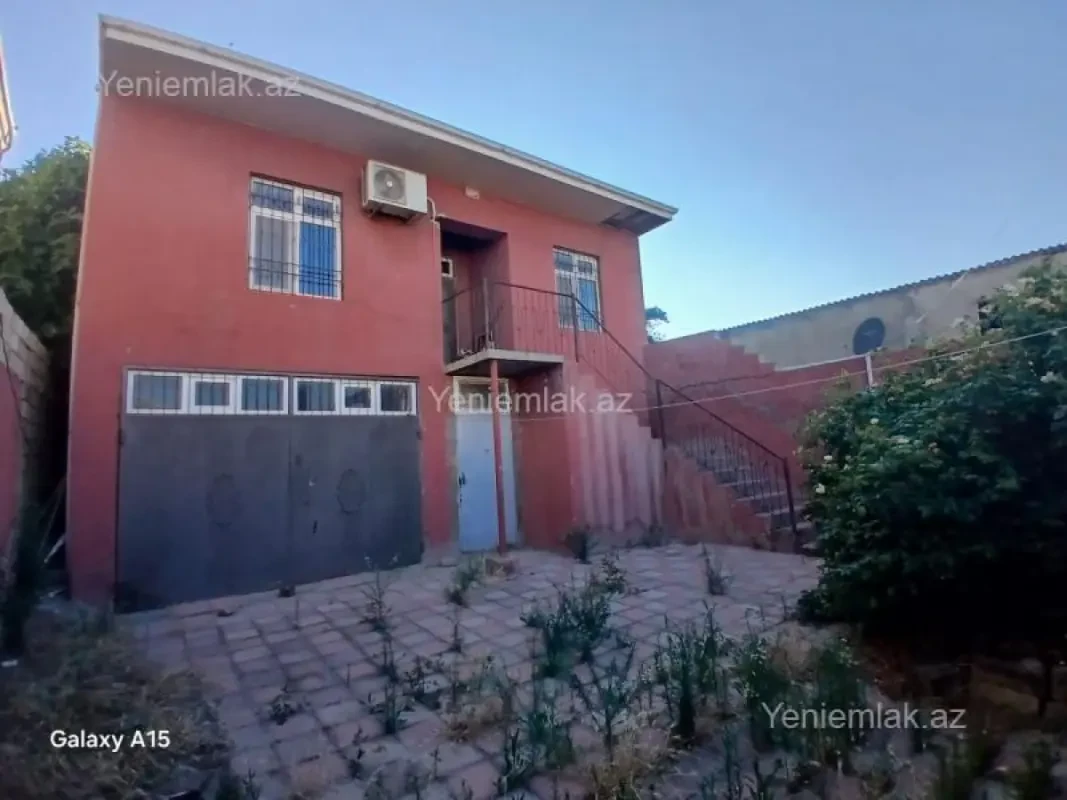 Satılır 5 otaqlı həyət evi 160 m²