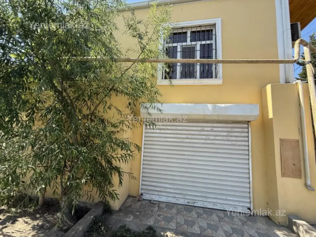 Satılır 6 otaqlı həyət evi 180 m²