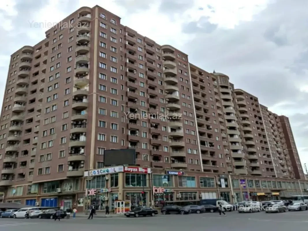 Satılır 3 otaqlı yeni tikili 100 m²