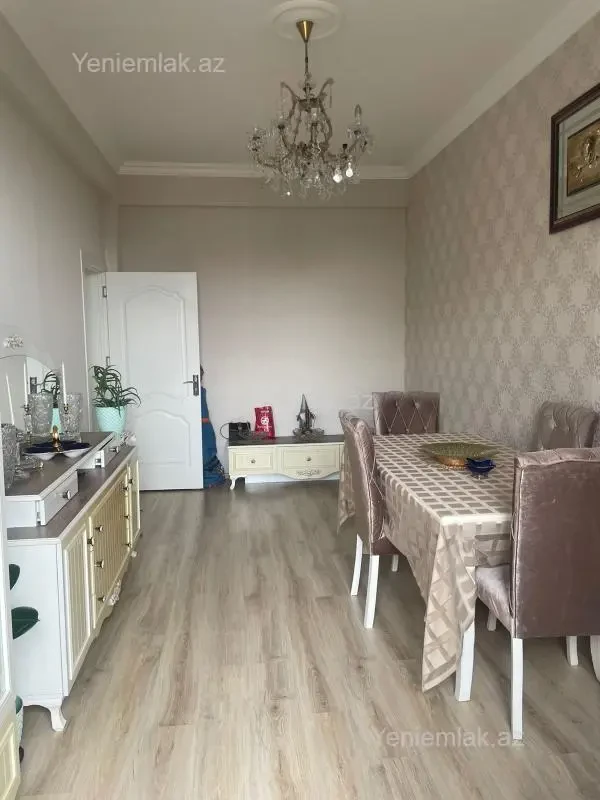 Satılır 2 otaqlı yeni tikili 75 m²
