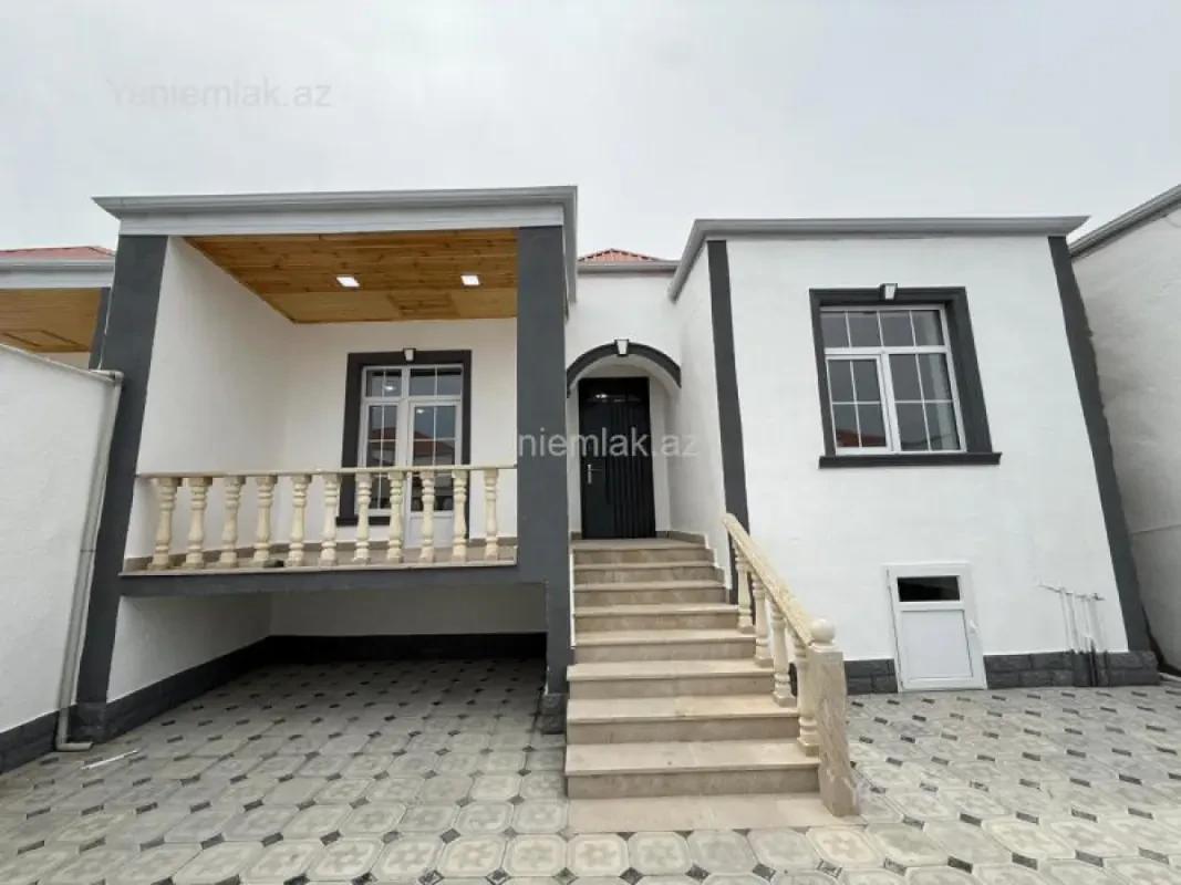 Satılır 4 otaqlı həyət evi 120 m²