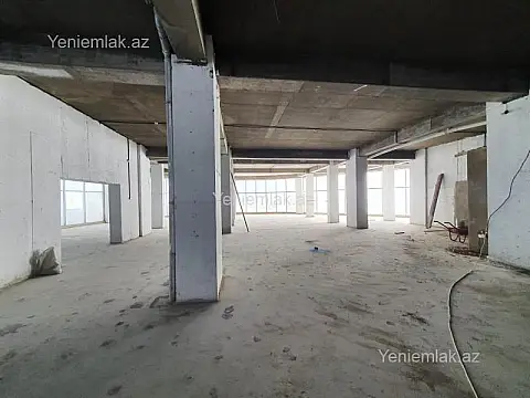 Satılır 16 otaqlı obyekt 1000 m²