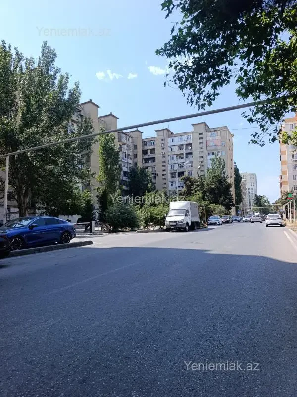 Satılır 3 otaqlı köhnə tikili 84 m²