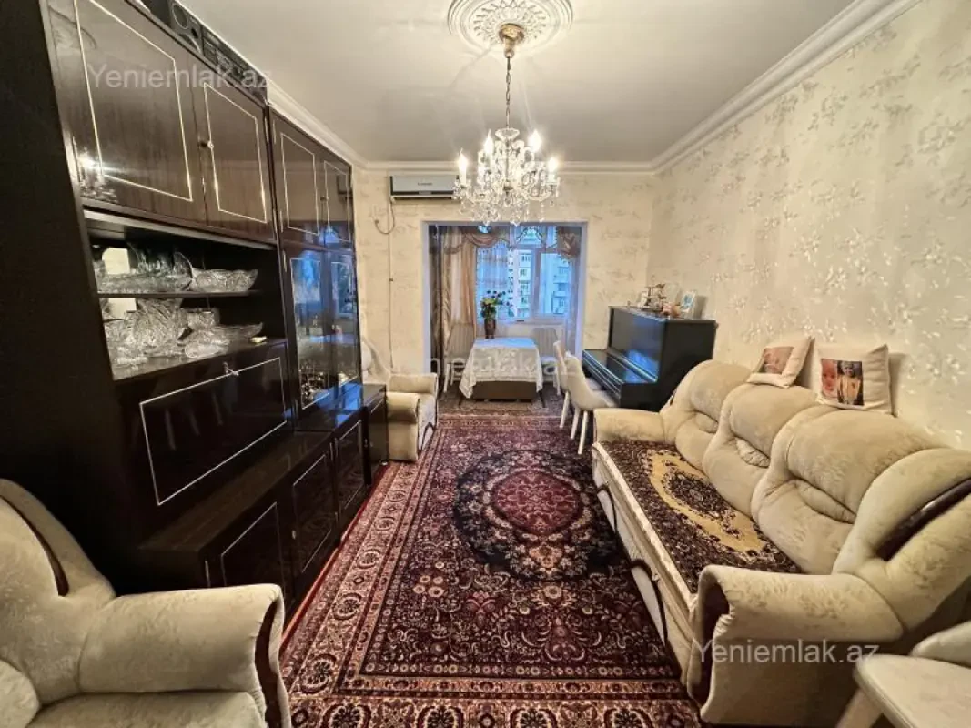 Satılır 3 otaqlı köhnə tikili 70 m²