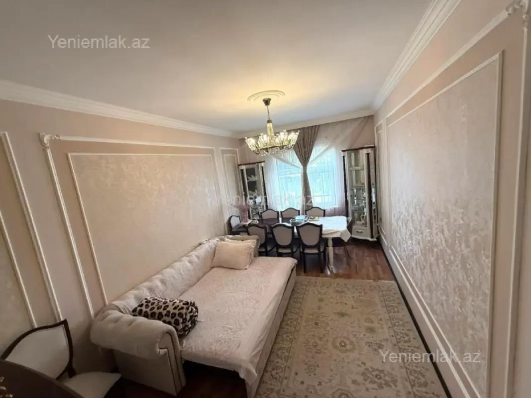 Satılır 2 otaqlı köhnə tikili 60 m²