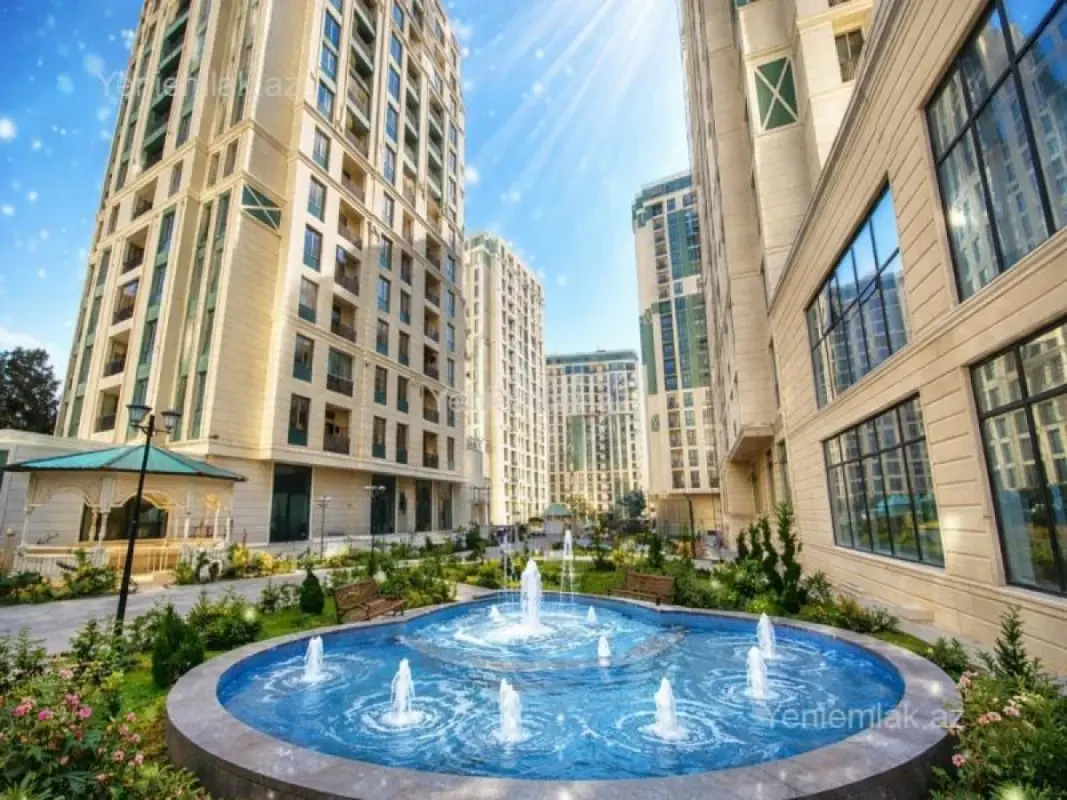 Satılır 3 otaqlı yeni tikili 140 m²