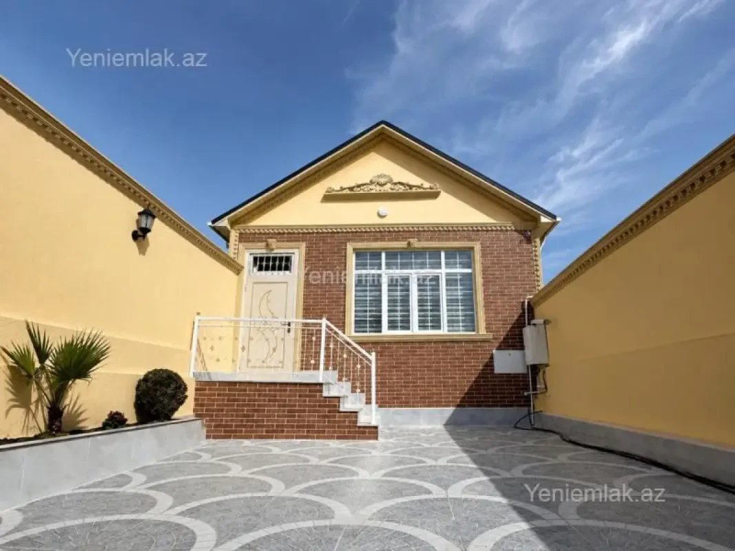 Satılır 4 otaqlı həyət evi 125 m²