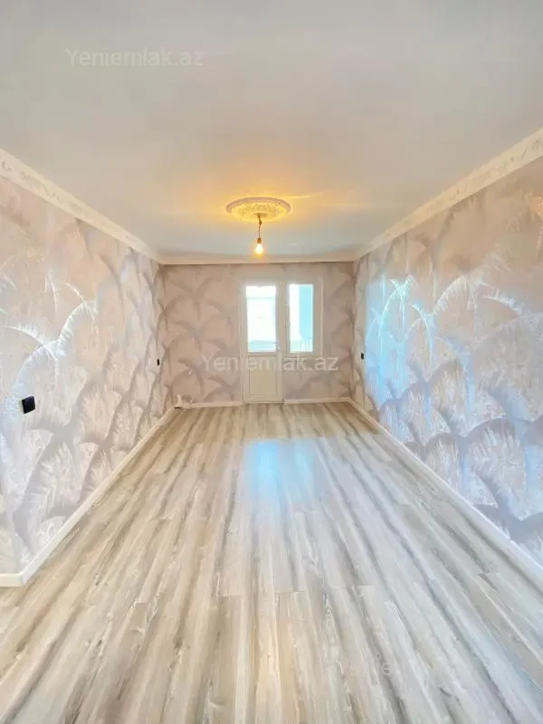 Satılır 2 otaqlı köhnə tikili 50 m²